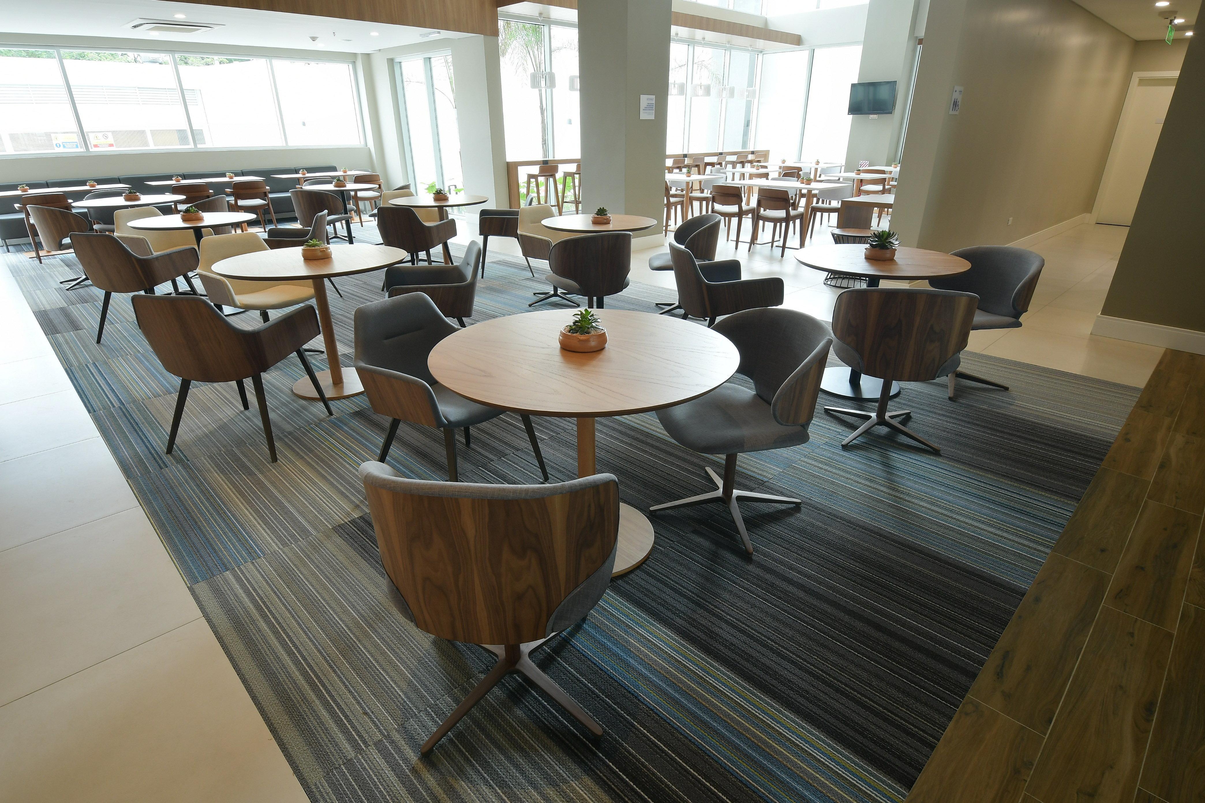 Holiday Inn Express Asuncion Aviadores By Ihg Ngoại thất bức ảnh