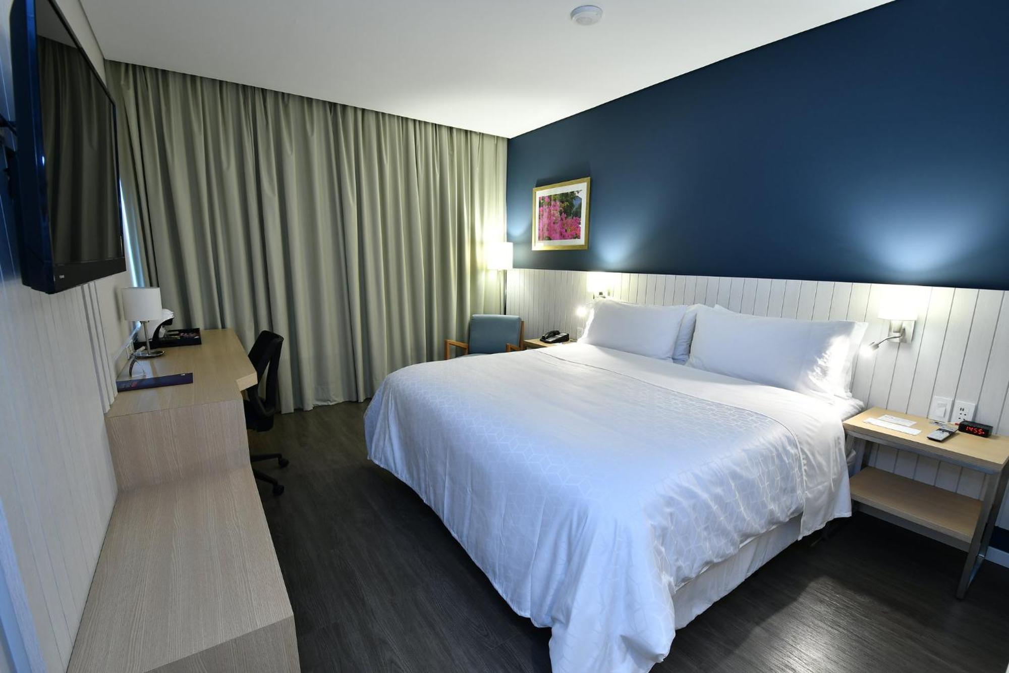 Holiday Inn Express Asuncion Aviadores By Ihg Ngoại thất bức ảnh