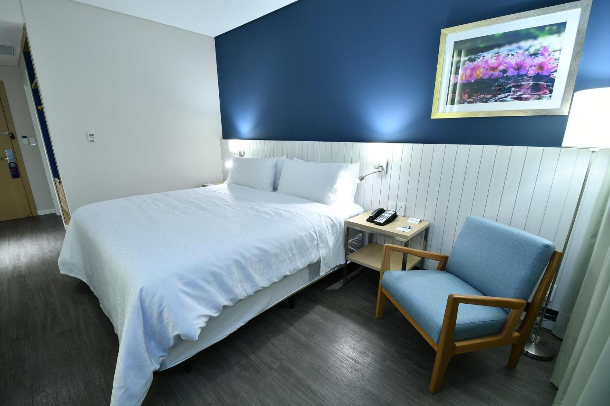 Holiday Inn Express Asuncion Aviadores By Ihg Ngoại thất bức ảnh