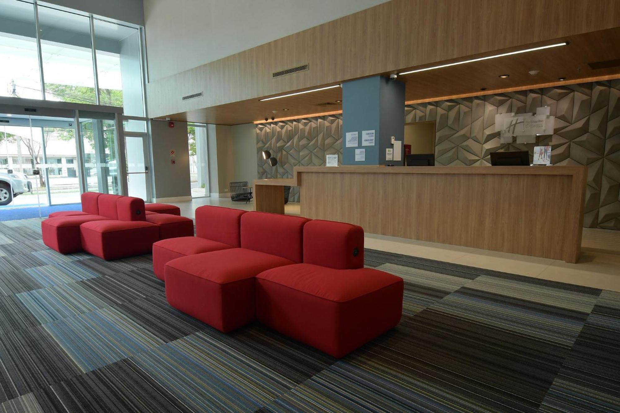 Holiday Inn Express Asuncion Aviadores By Ihg Ngoại thất bức ảnh